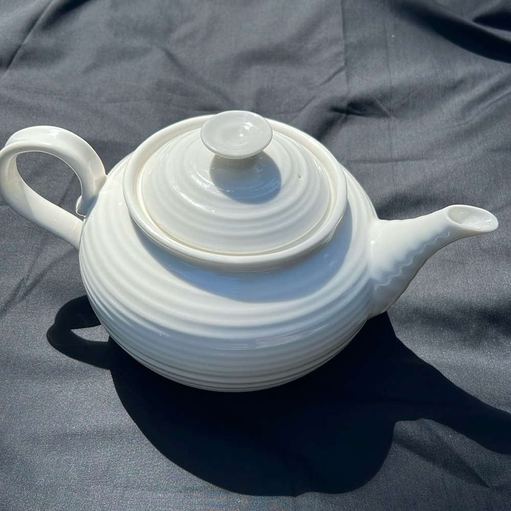 Sophie Conran Portmeirion White Teapot